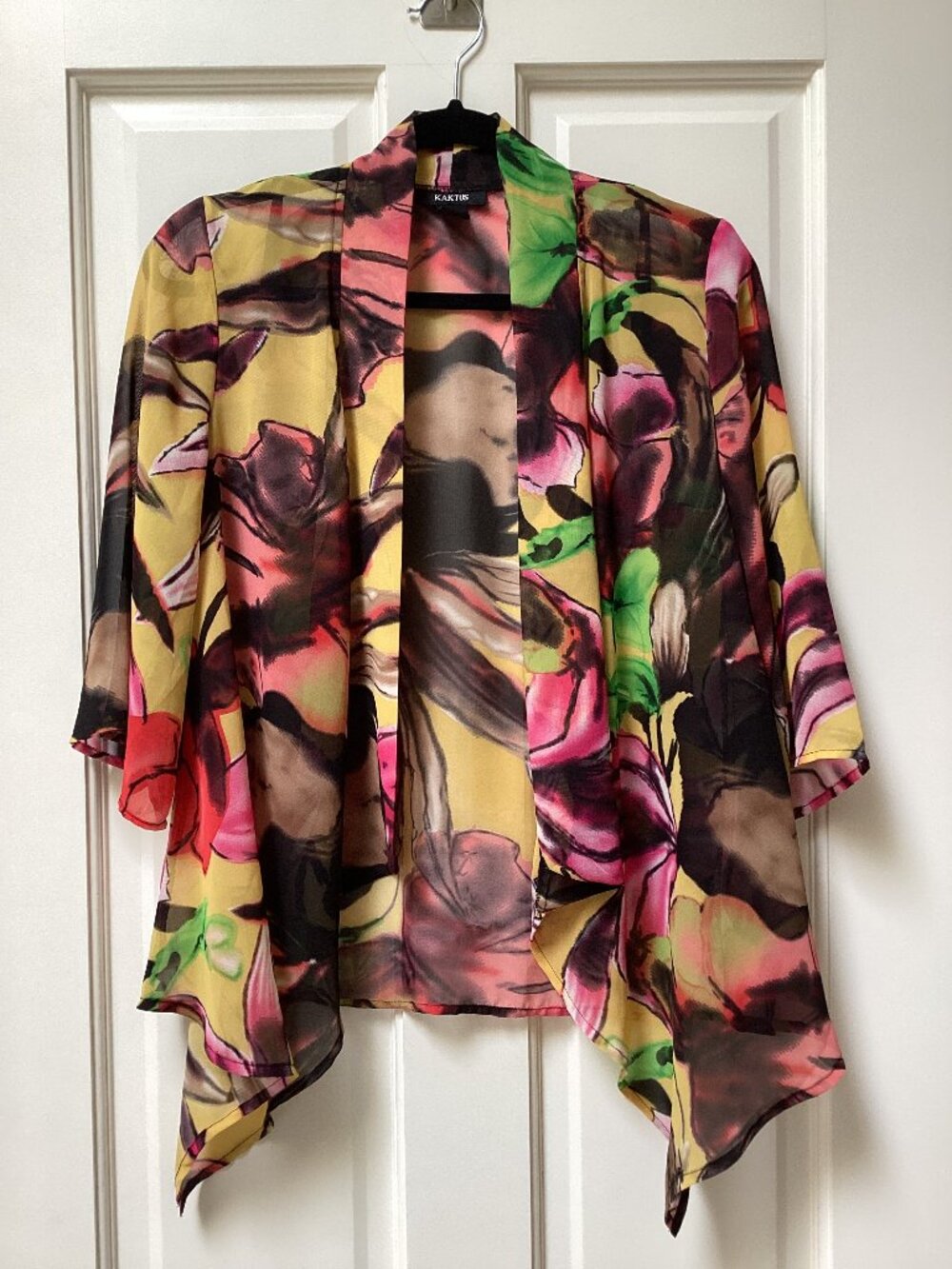 Kaktus black, yellow and red lightweight jacket, top, size S (fits like a M)